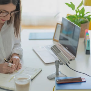 Effective Communication: Forging Connections in Corporate Environments